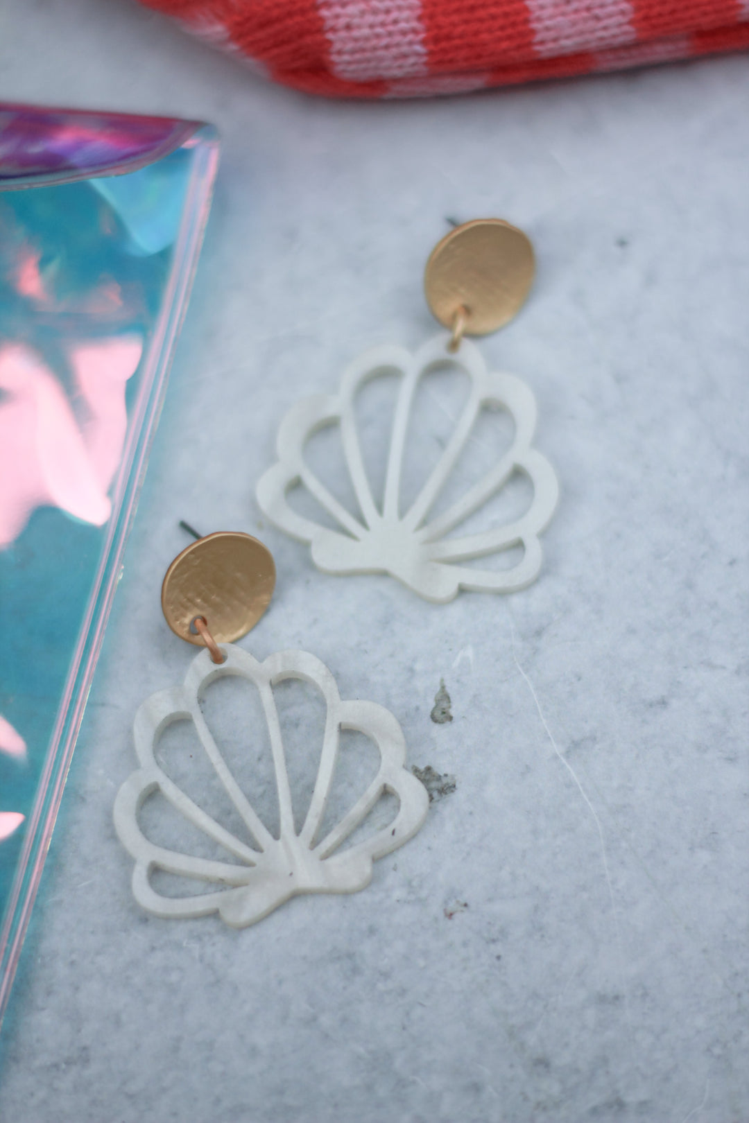 Cream Pearl Shell Earrings