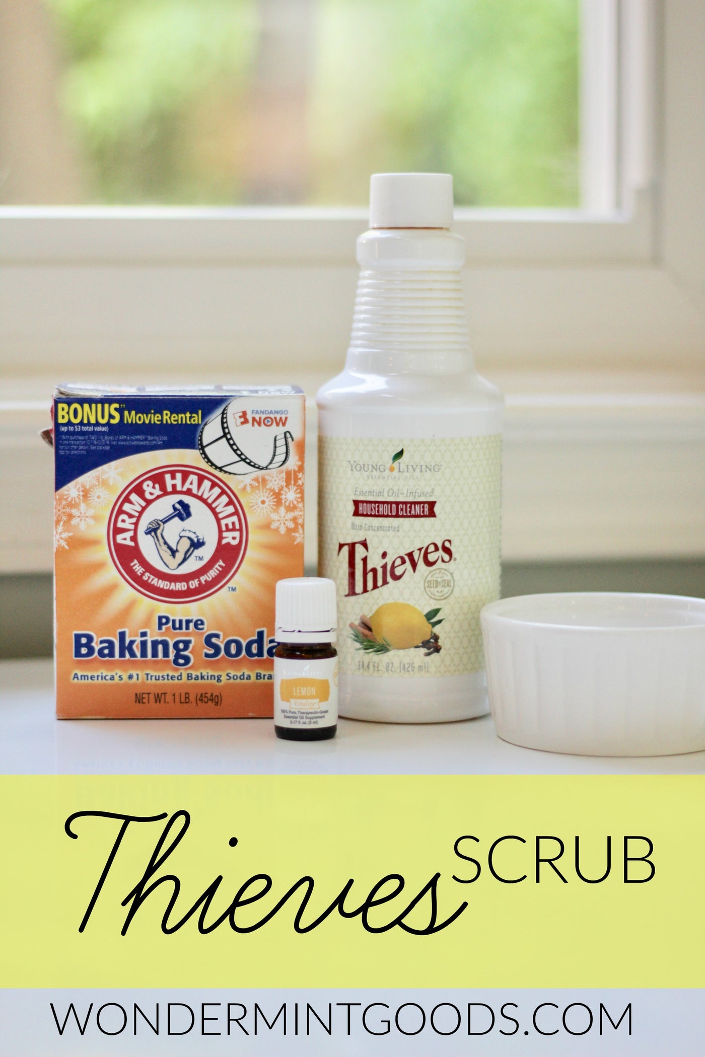 Thieves Essential Oil Cleaning Scrub DIY - Non-Toxic Home Cleaning
