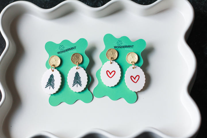 Winter Scalloped Oval Earrings