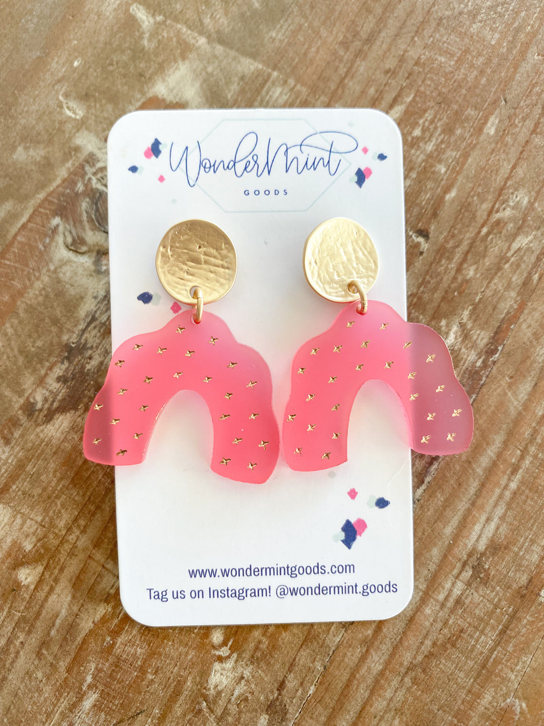 Frosted Scallop Arch X Earrings